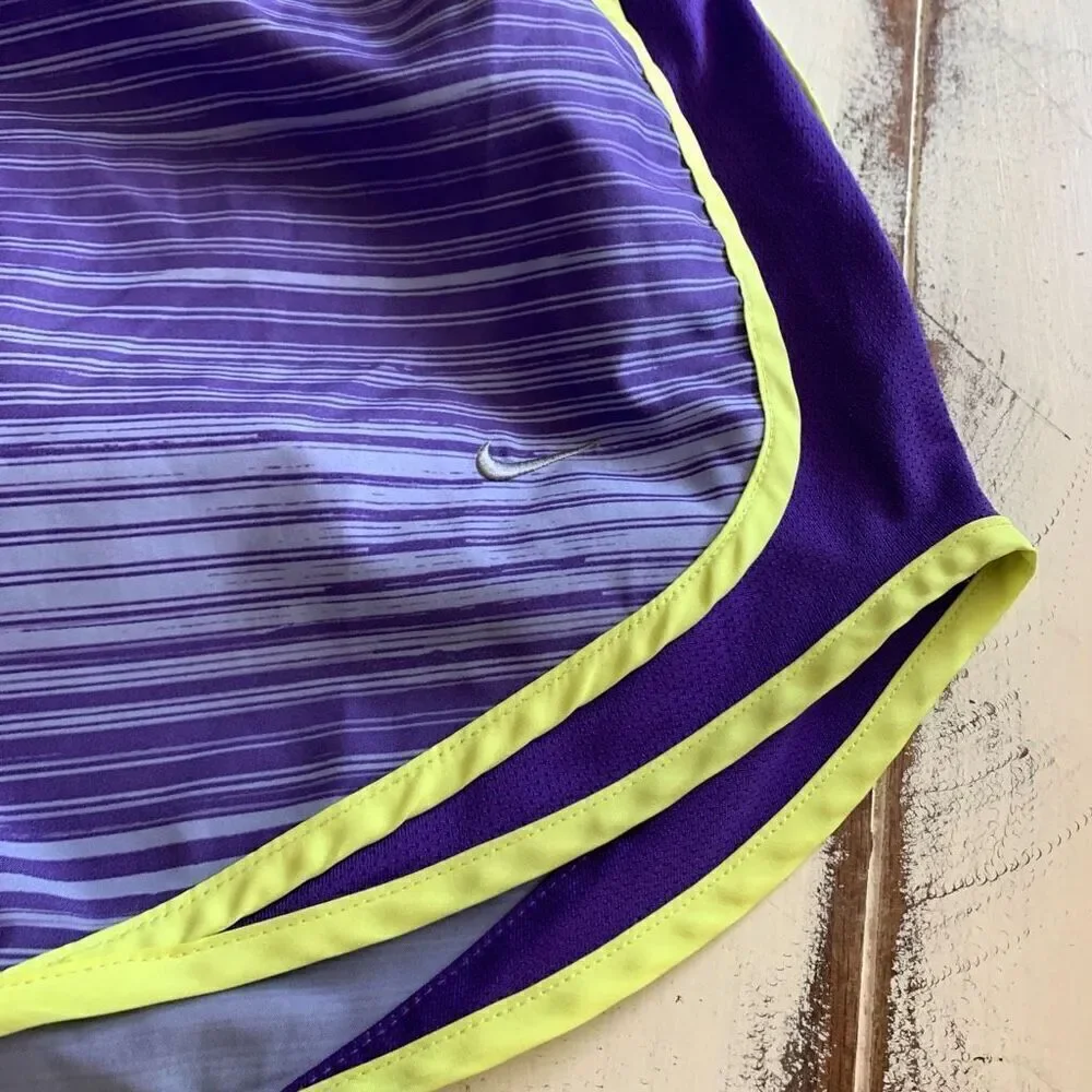 Nike lined athletic short size medium